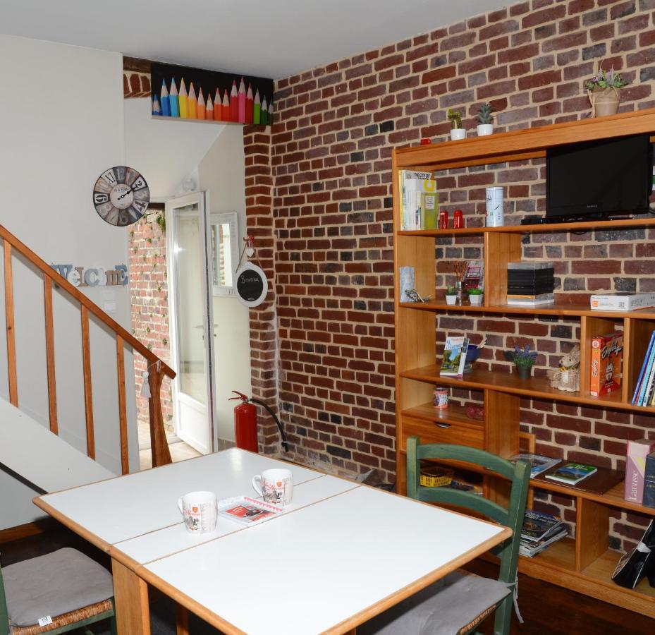 De L'avenue Verte Holiday home *